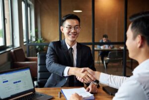 Nỗi lo Blacklist (ALO, BLO, WLO) của lao động việc làm game online khi xuất nhập cảnh Philippines năm 2026